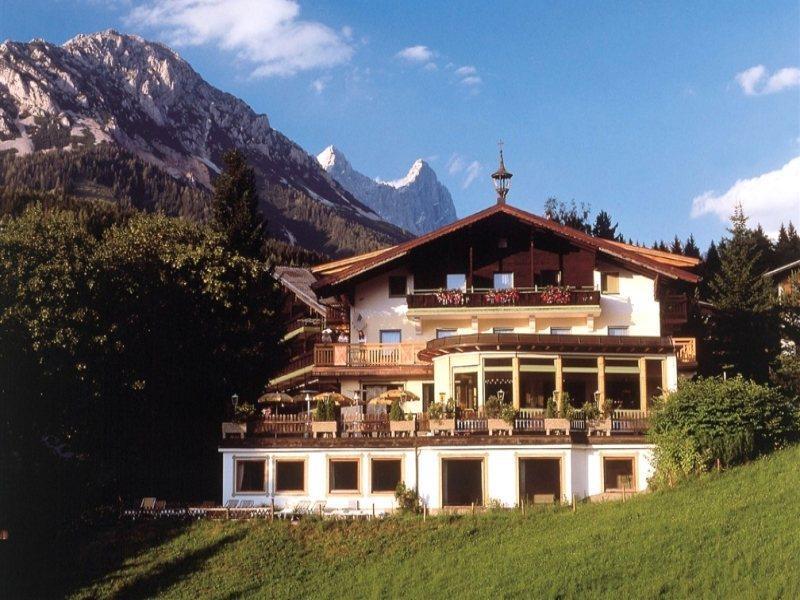 Hotel Alpenkrone Filzmoos Bagian luar foto